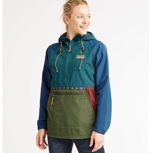 L.L. BEAN Women's Mountain Classic Anorak Windbreaker